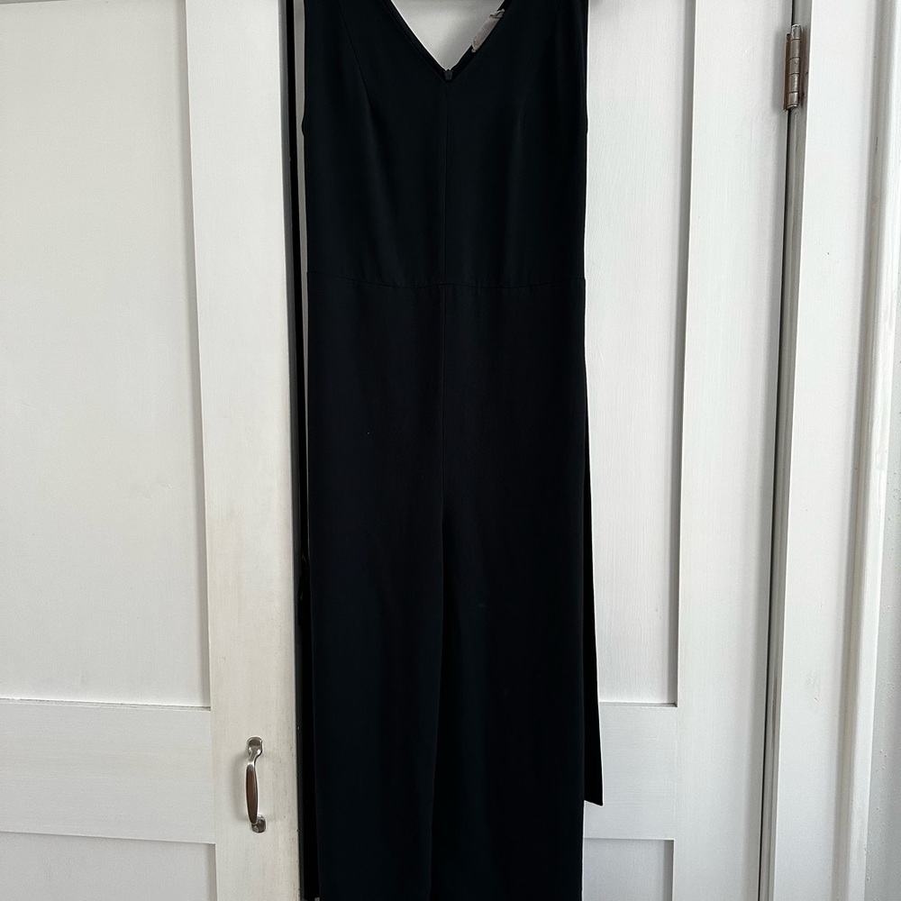 Elegant Black Sleeveless Jumpsuit